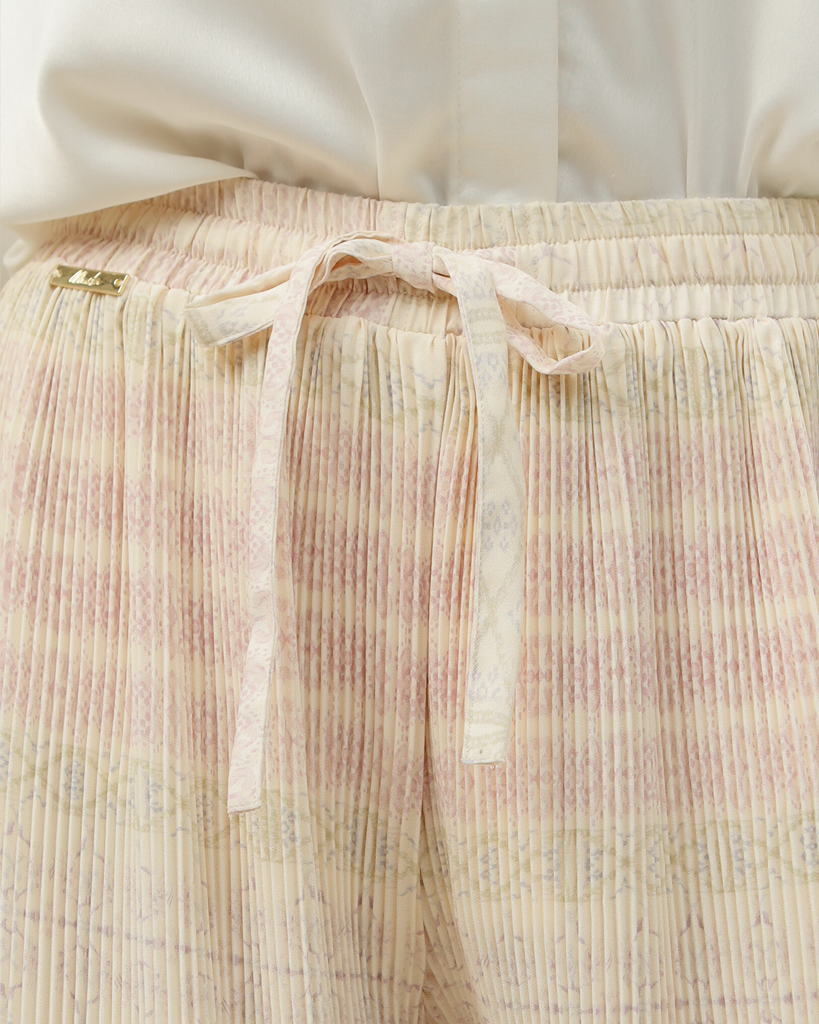 NAYANIKA PLEATED PANTS