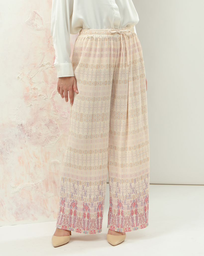 NAYANIKA PLEATED PANTS