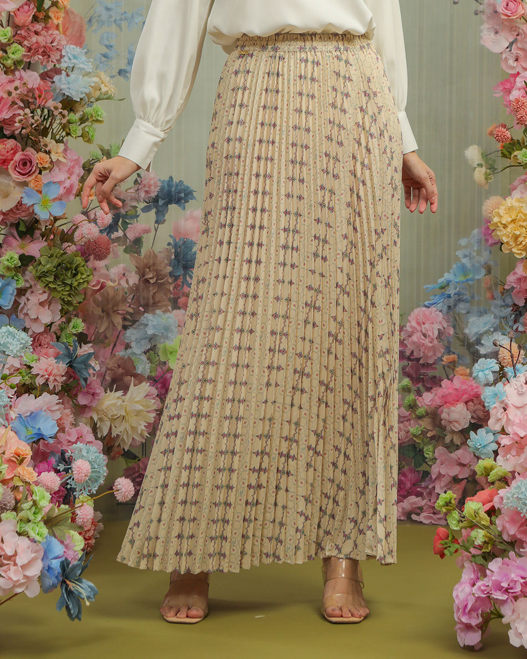 ANEILA PLEATS SKIRT