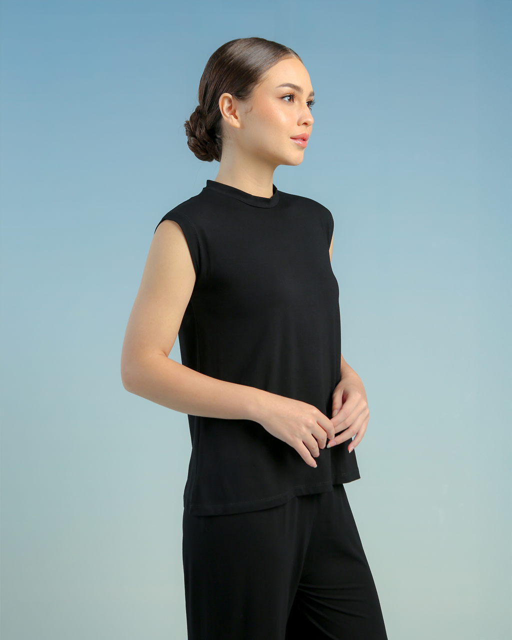 BALENS SLEEVELESS INNER