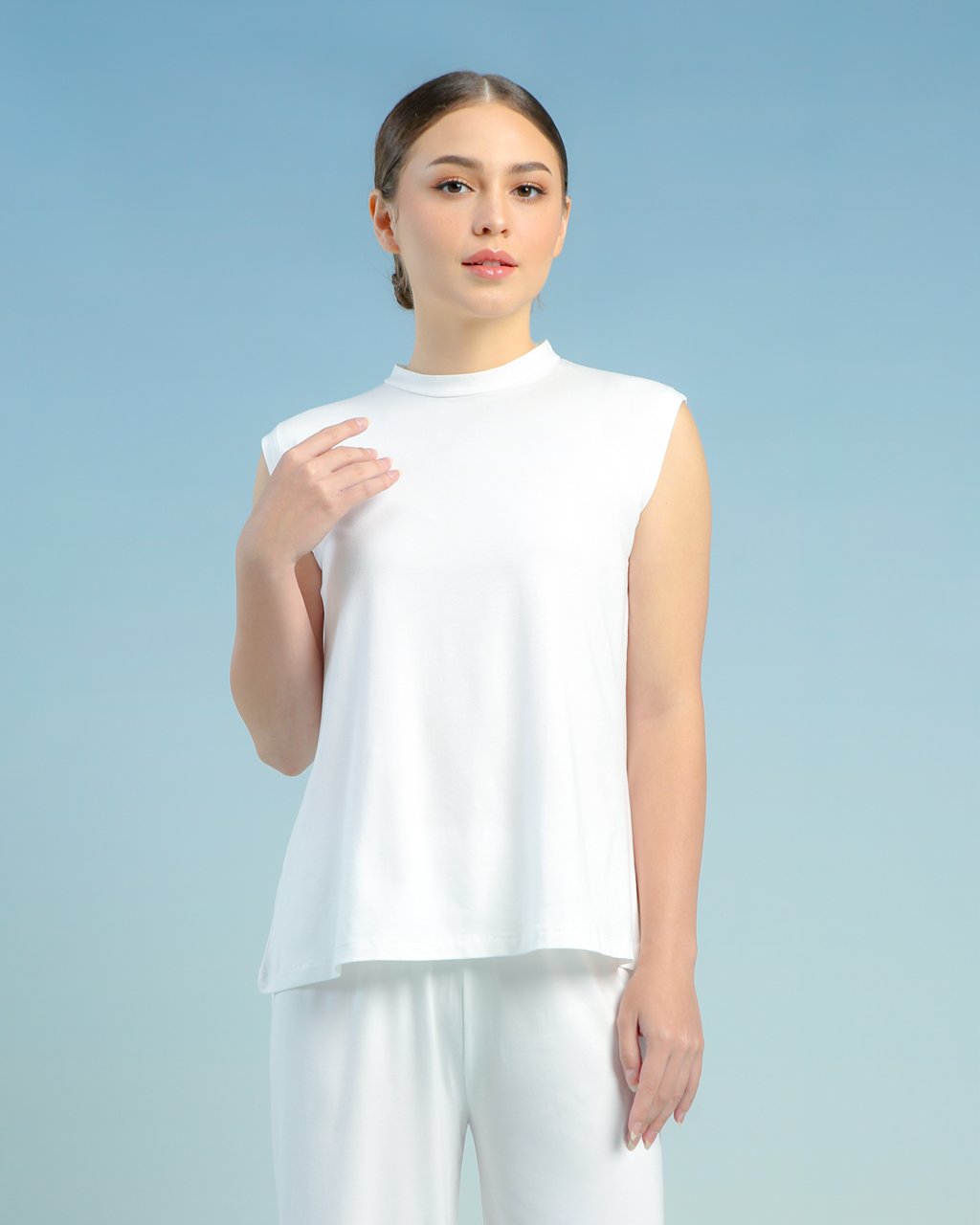 BALENS SLEEVELESS INNER