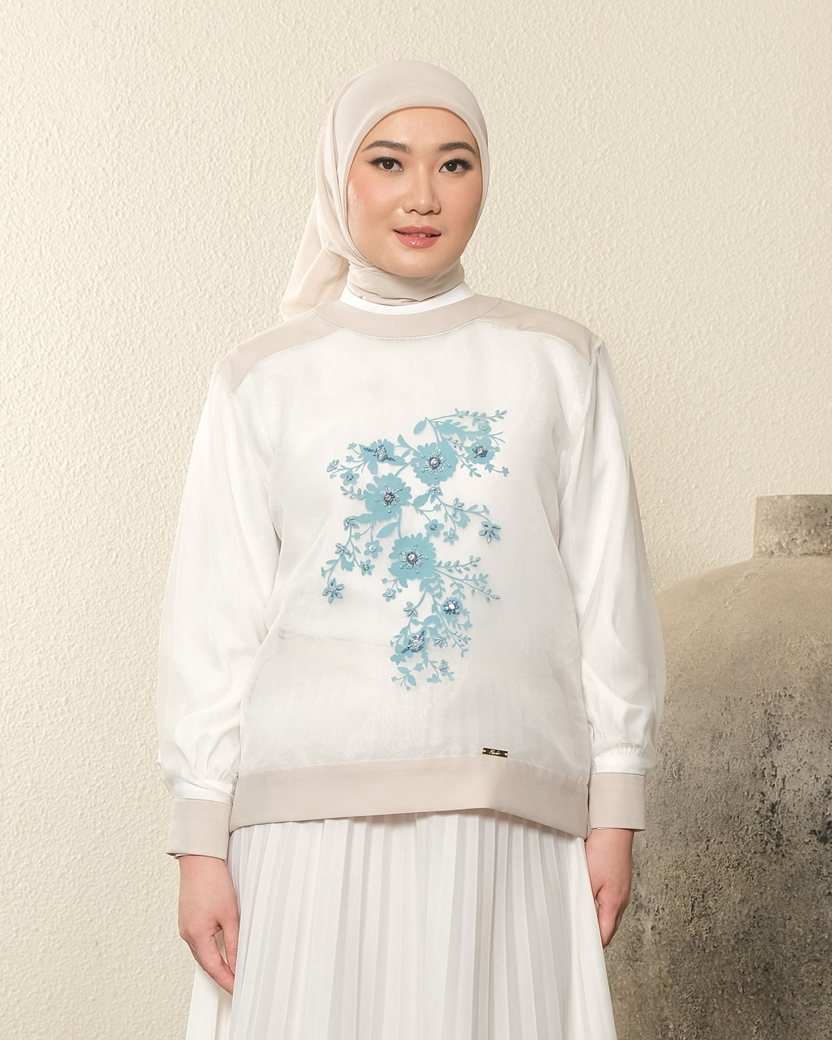 GIANA OUTER