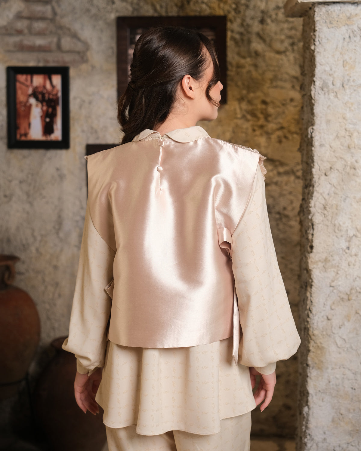 NELL VEST