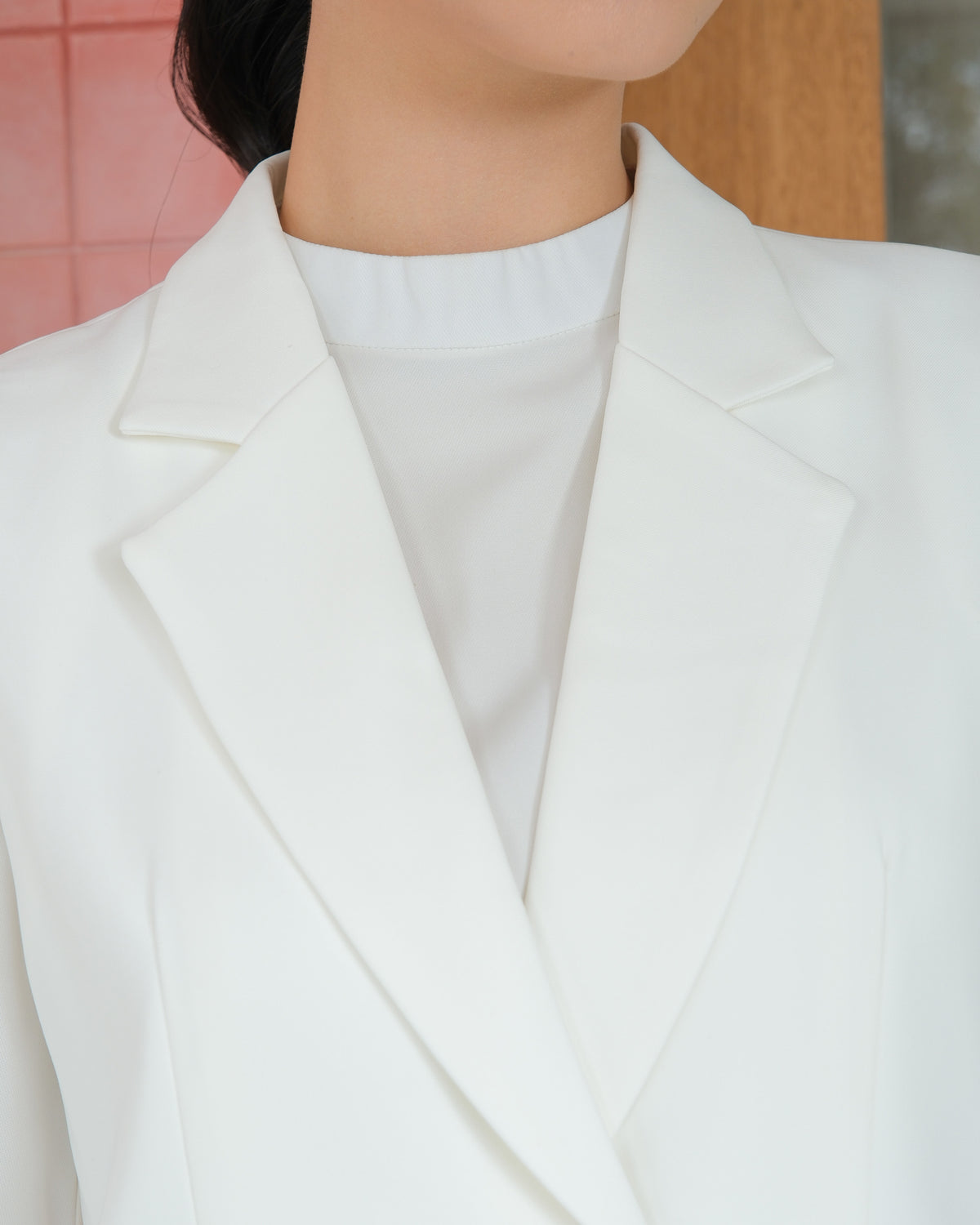 VELA VEST