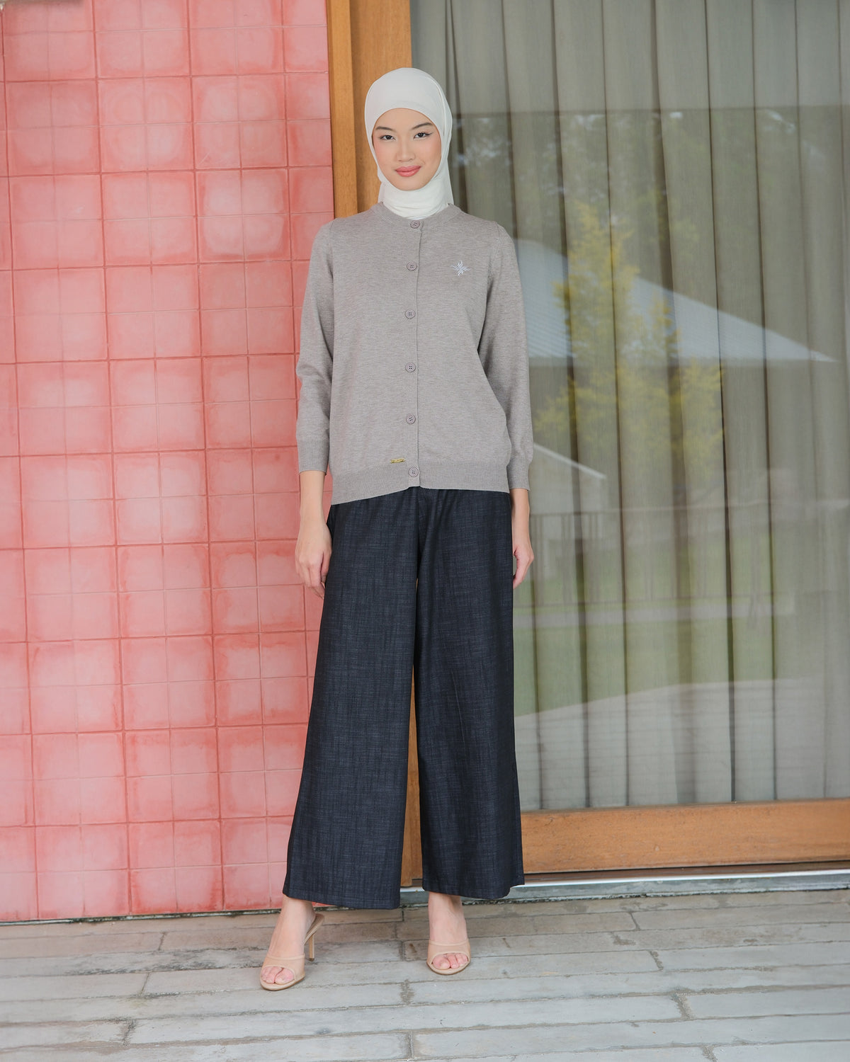 XEVIRA KNIT